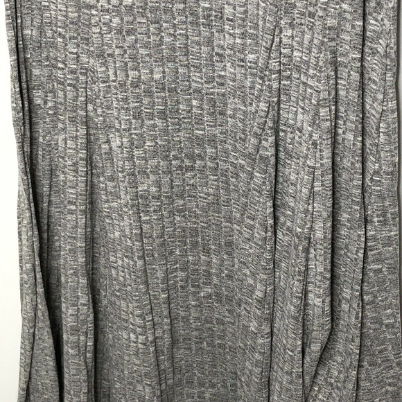 Torrid Womens Dress Size 2X Soft Plush Light Grey Ribbed Fluted Scoop Neck - Picture 6 of 9